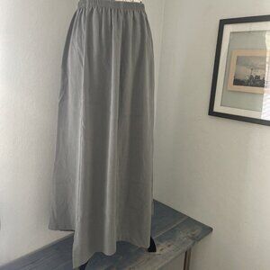 Blanque Women's Green Gray Long Skirt Lightweight - Size 0 - SMALL (X)